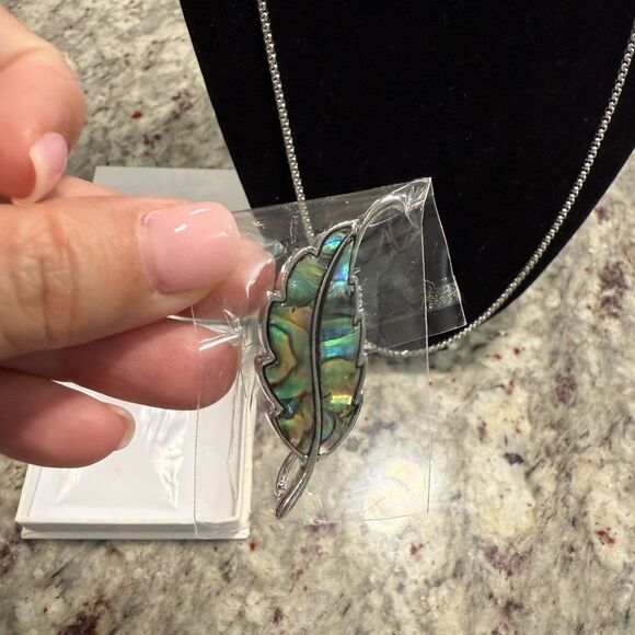 NEW Abalone Leaf Pin & Necklace 2 in One - Picture 9 of 11